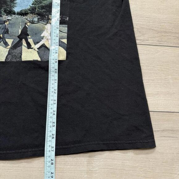 The Beatles Abbey Road Graphic T-Shirt Black Size XL 2018 Licensed Band Tee - Picture 5 of 7
